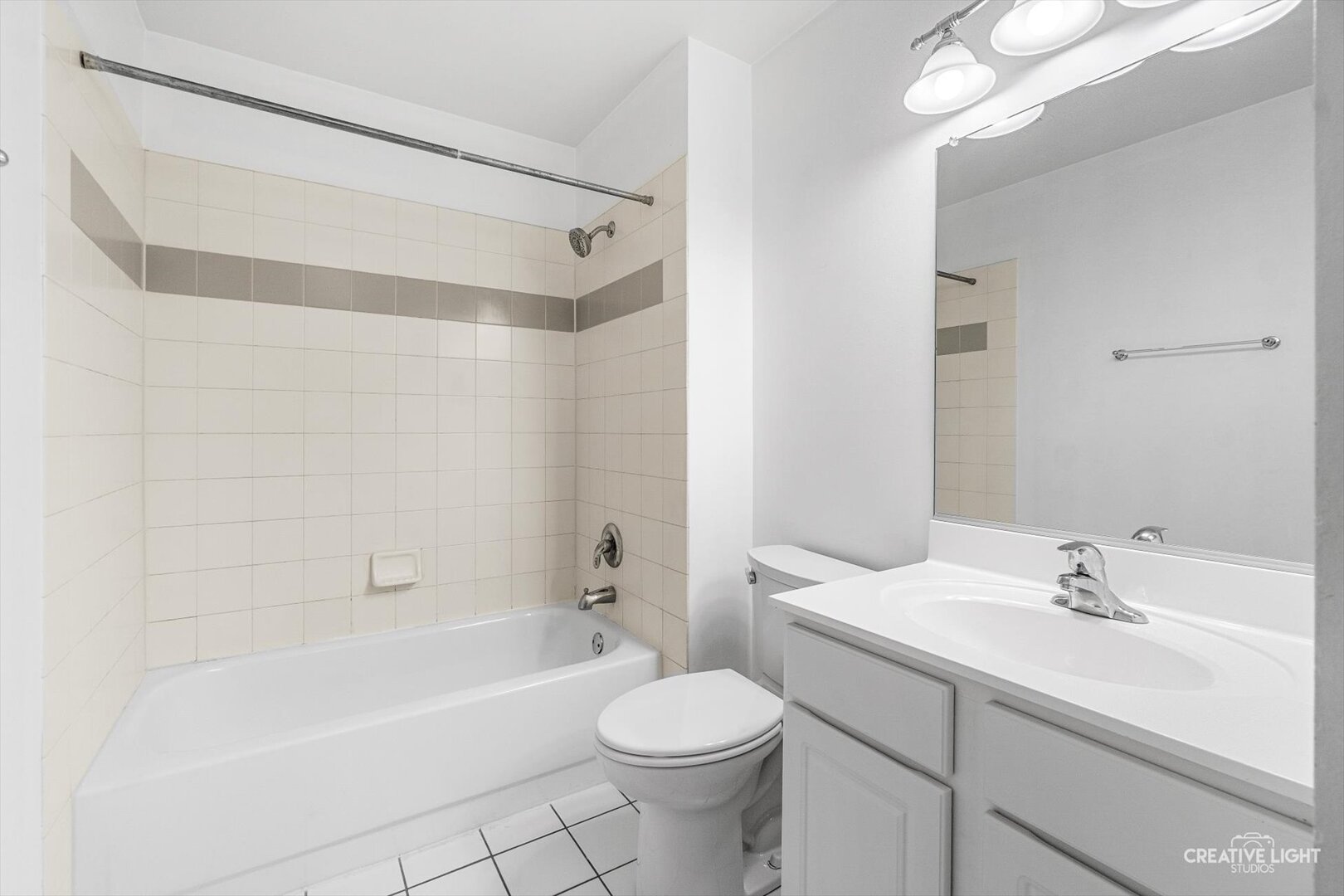 39 Foxcroft Road 203 Property Photo 9