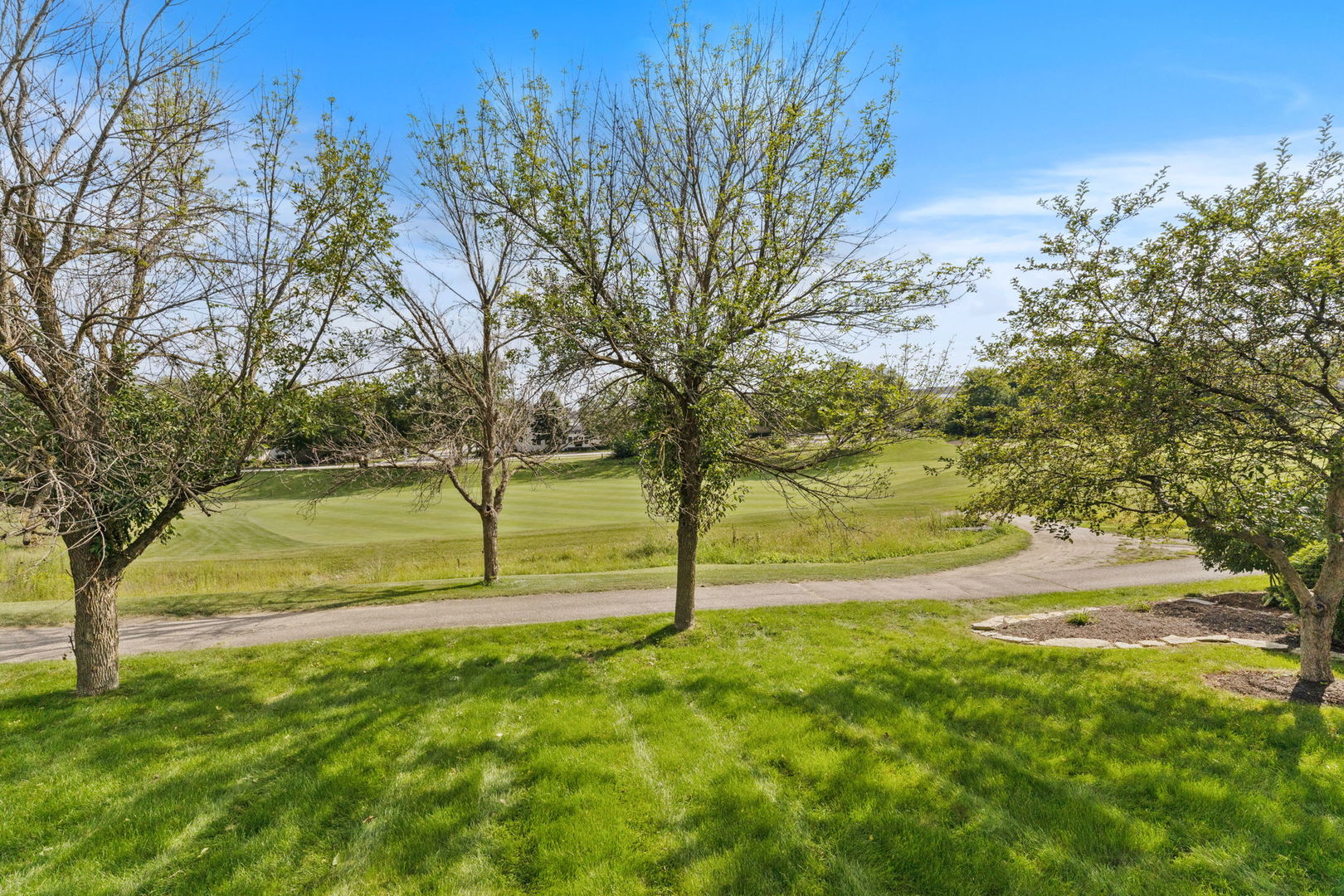 39w197 Acres Place Property Photo 37