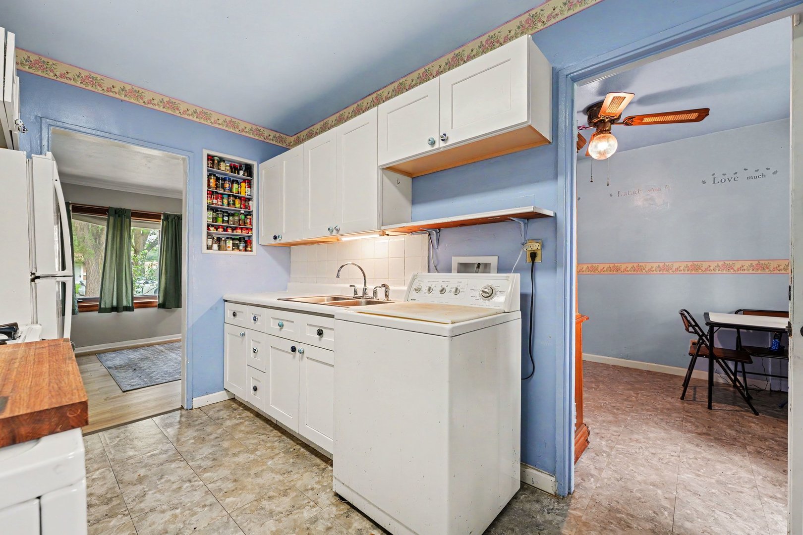 17333 Lorenz Avenue Property Photo 7