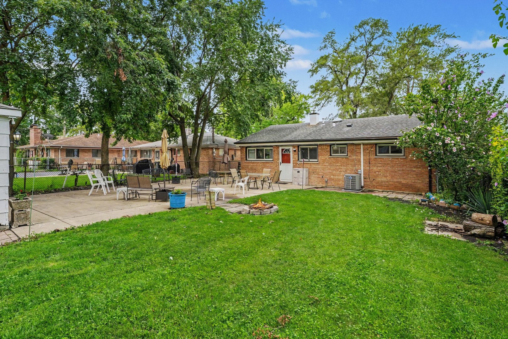17333 Lorenz Avenue Property Photo 16