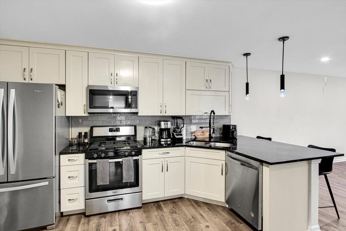 1284 Horseshoe Court Property Photo 15