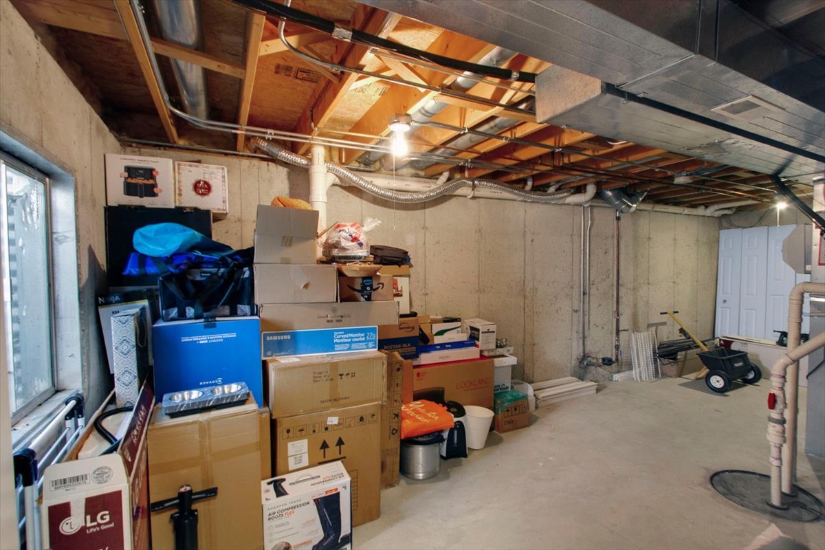 1284 Horseshoe Court Property Photo 32