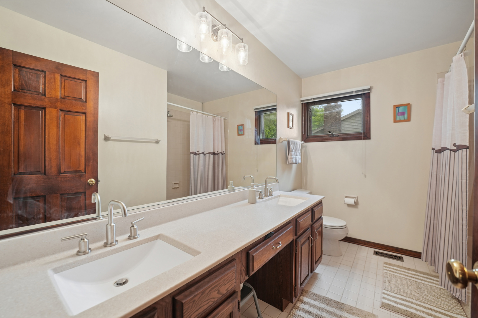 837 Heatherstone Drive Property Photo 12