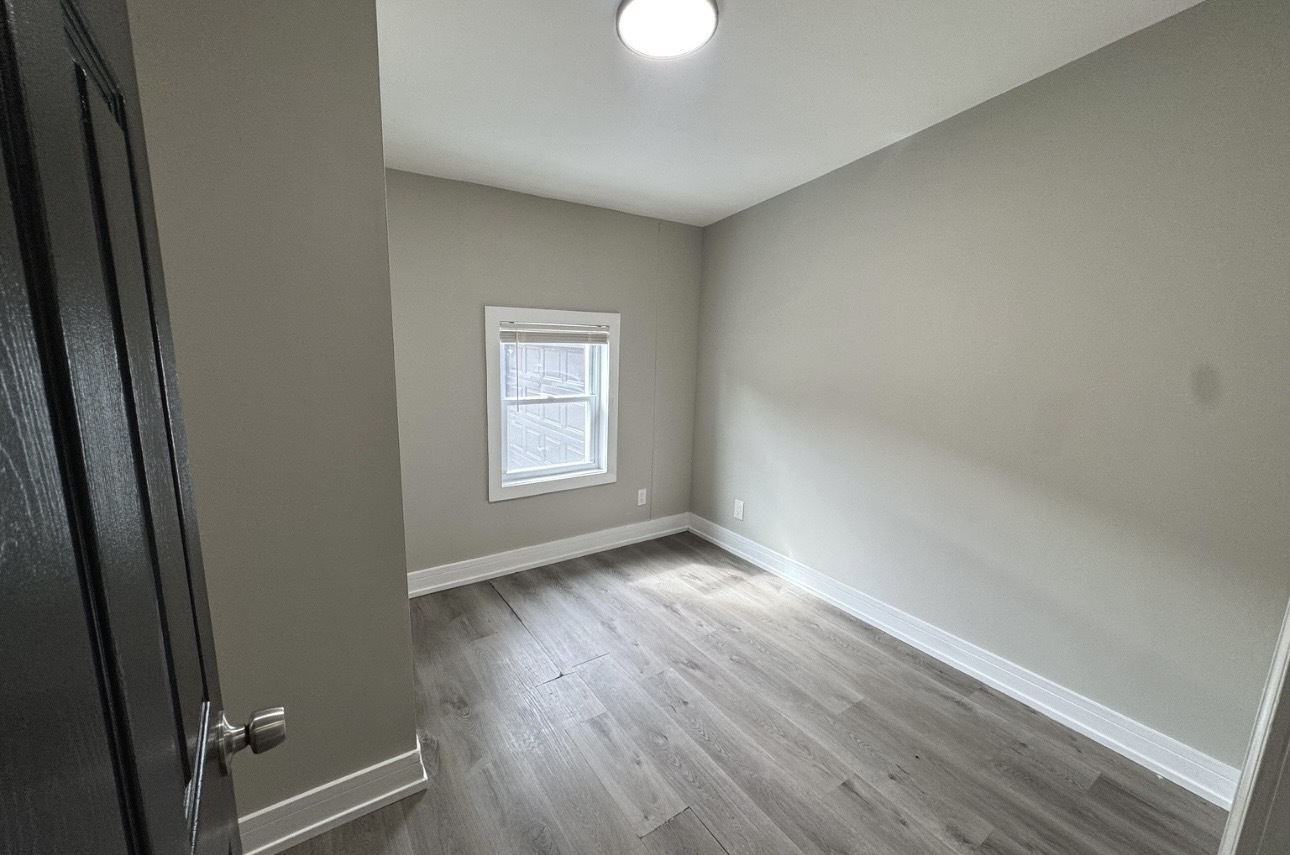 2215 Rush Street Property Photo 7