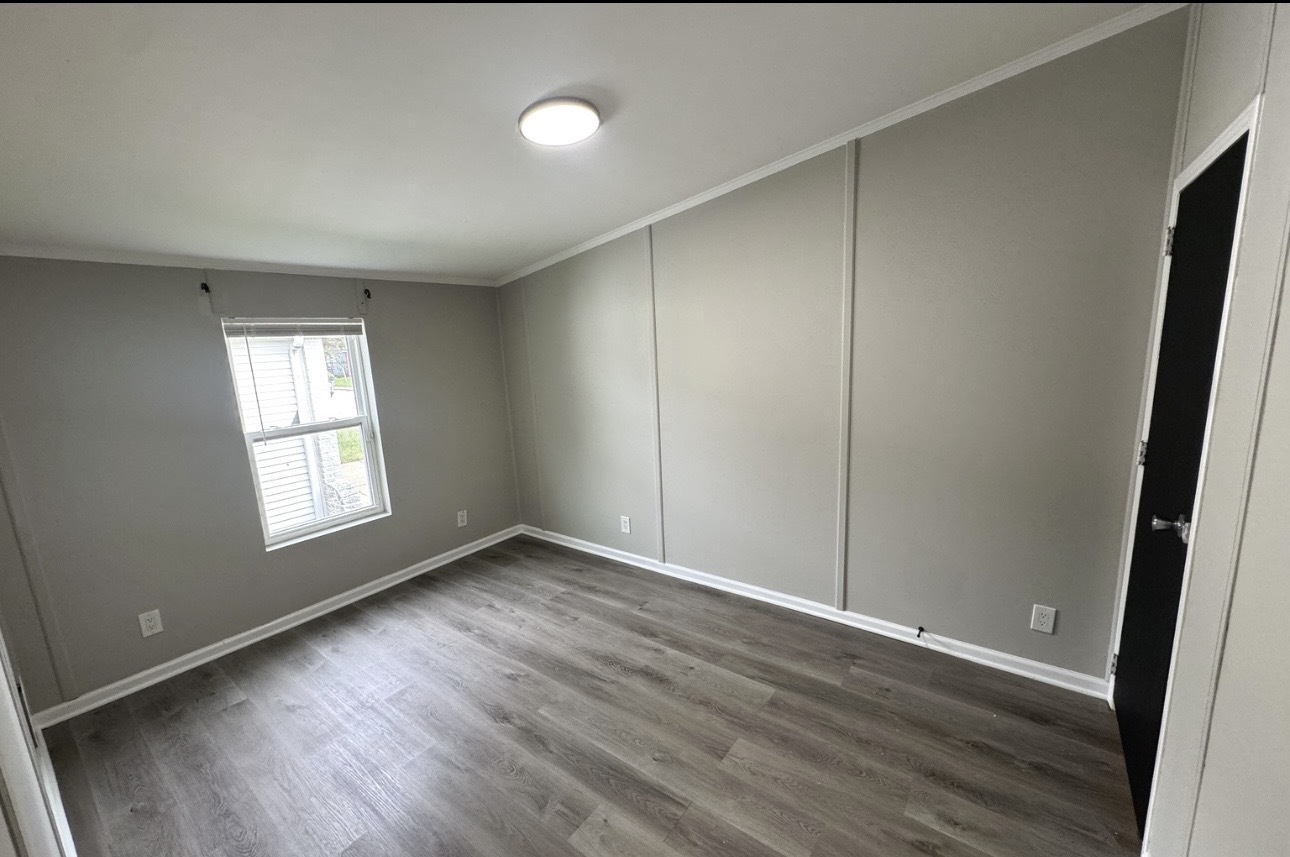2215 Rush Street Property Photo 14