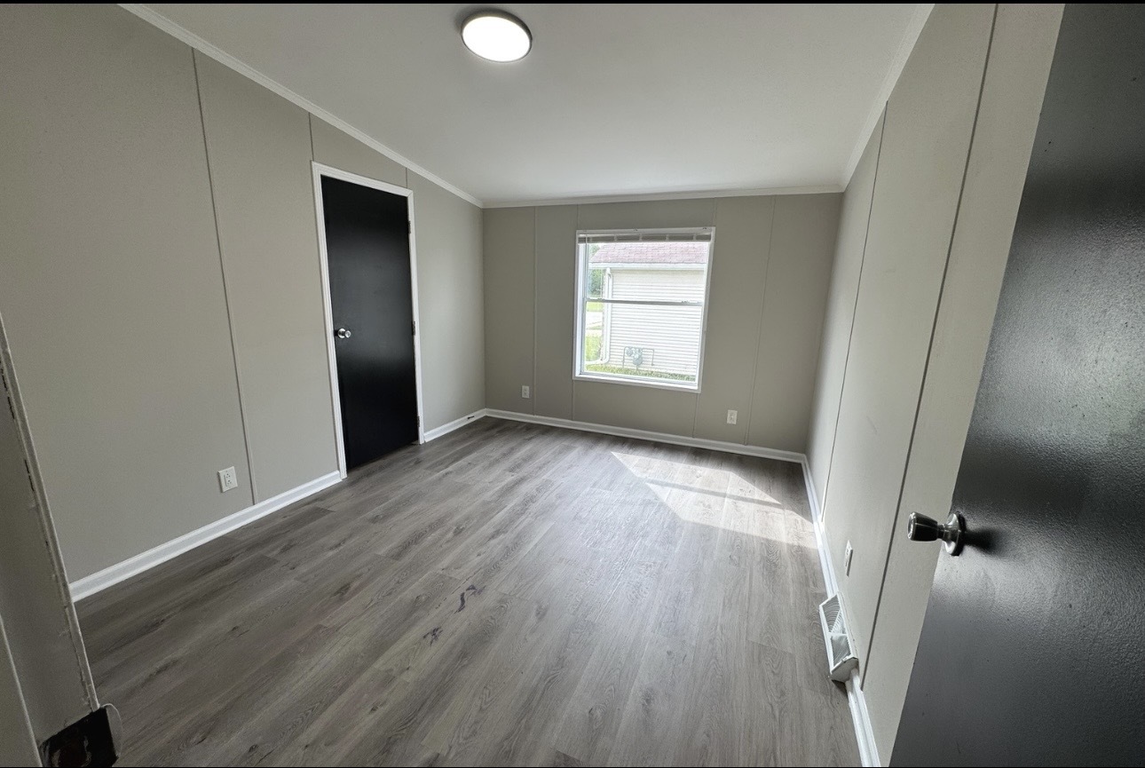 2215 Rush Street Property Photo 17