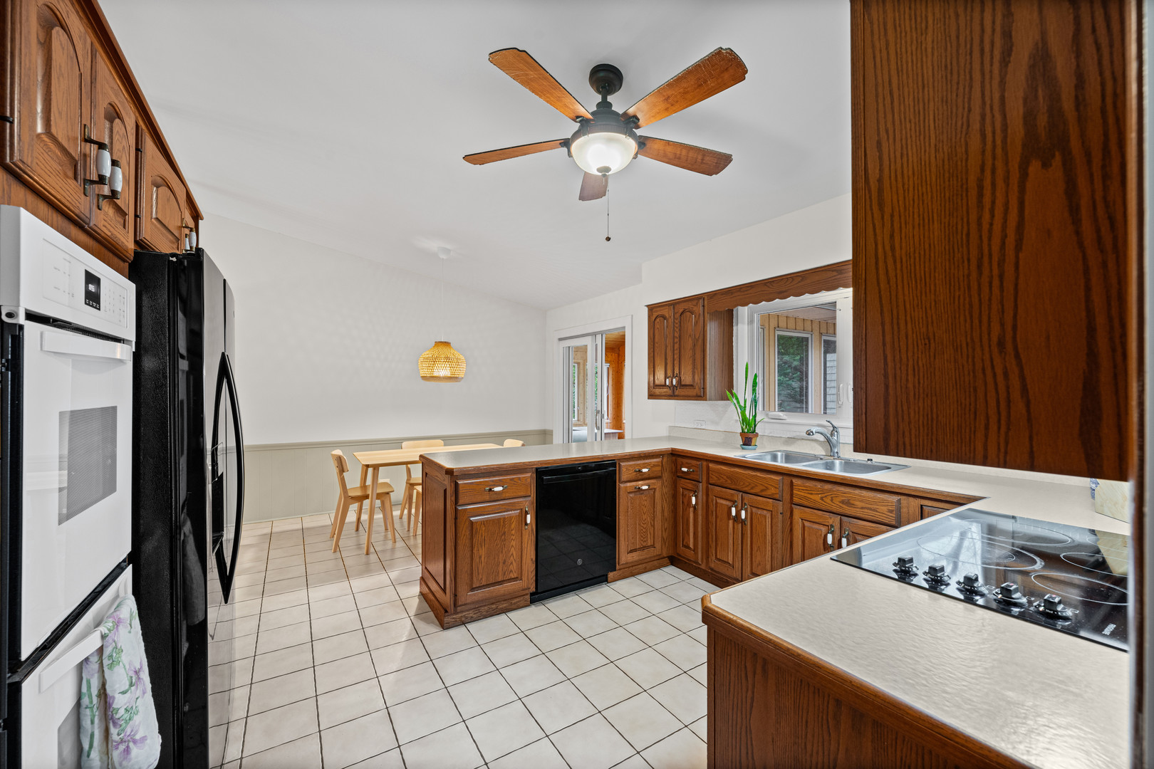 203 Maclaren Lane Property Photo 12