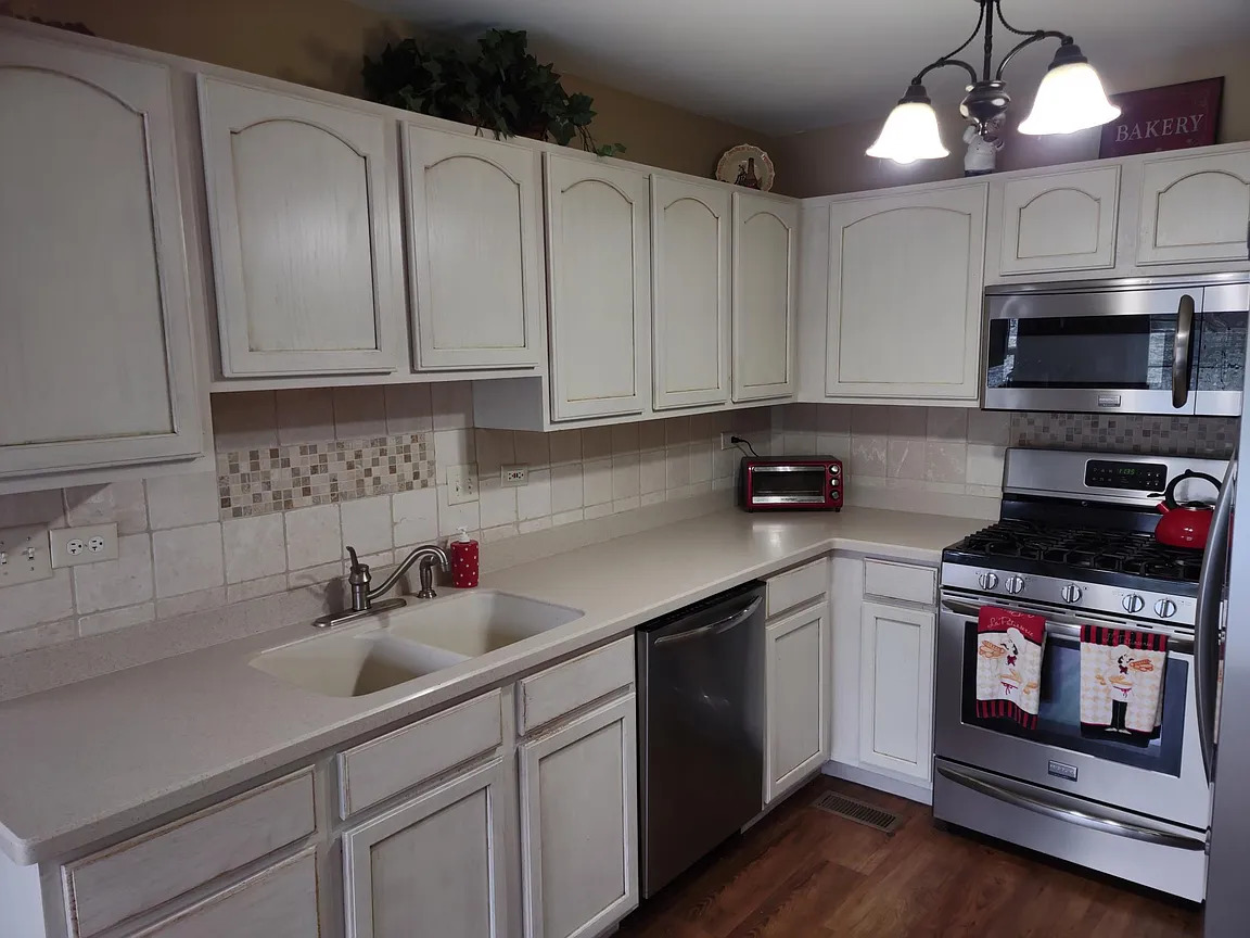 2320 Foxmoor Lane Property Photo 8