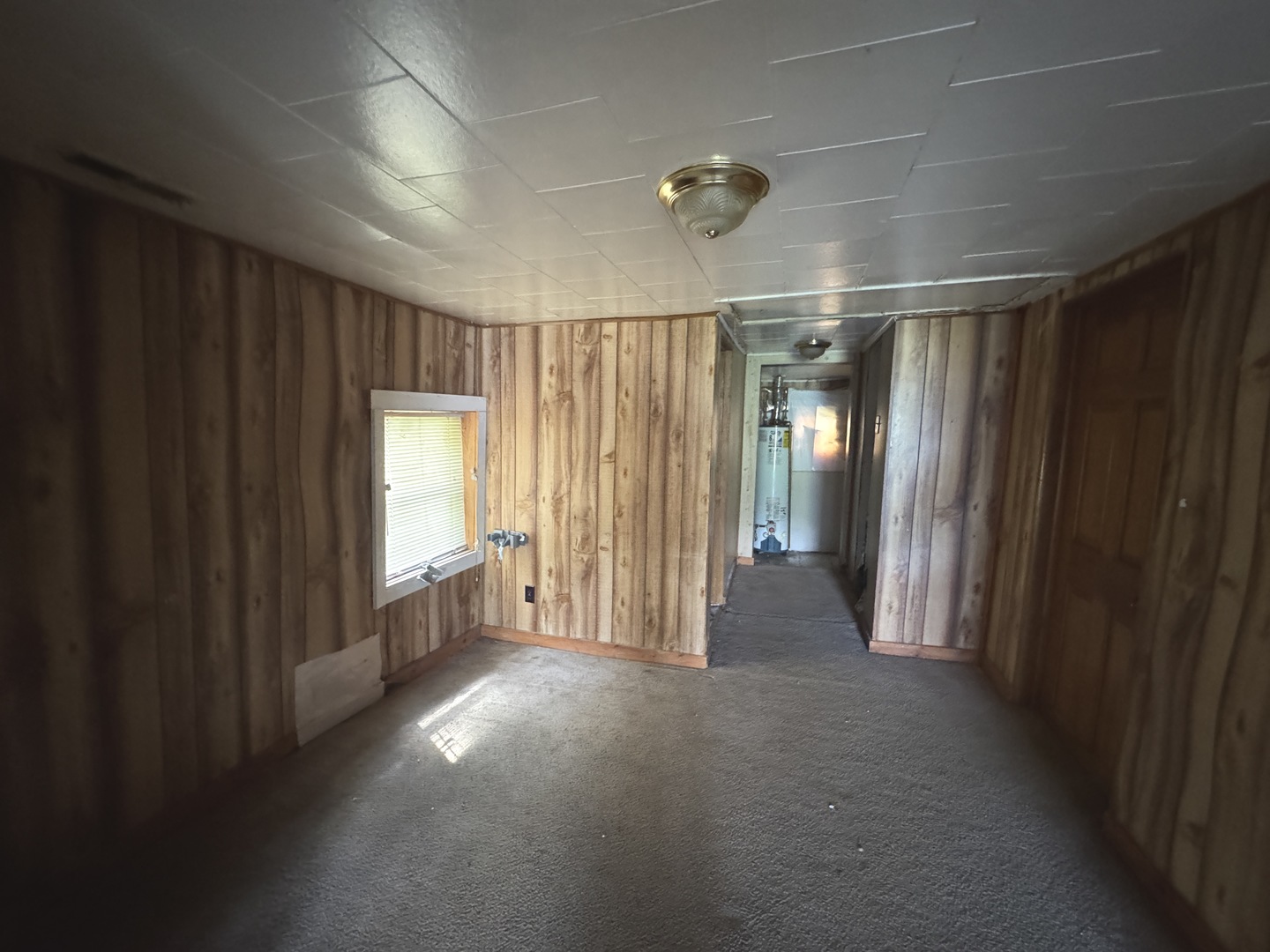 42618 N Lake Avenue Property Photo 5