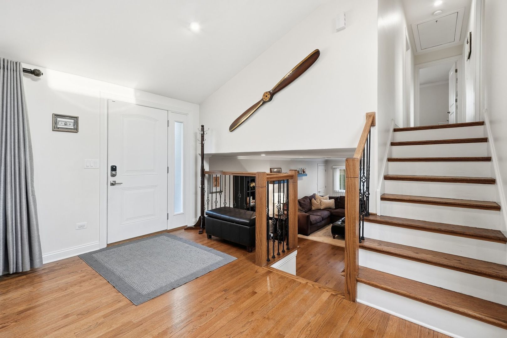 10548 S Tod Drive Property Photo 3