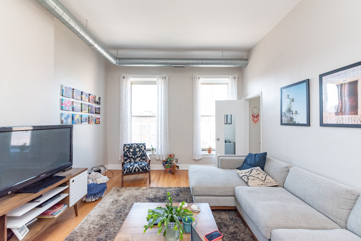 1429 W Chicago Avenue 3 Property Photo 2