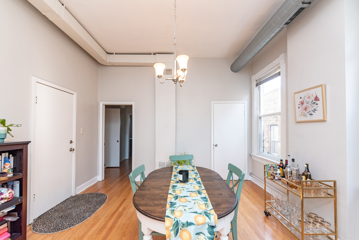 1429 W Chicago Avenue 3 Property Photo 5