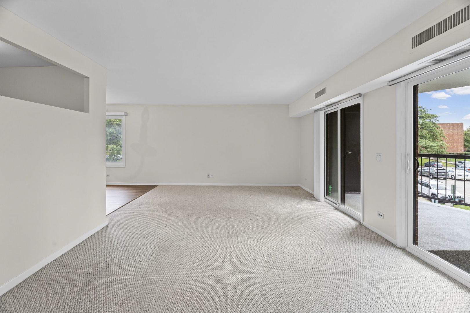 1505 E Central Road 216b Property Photo 11