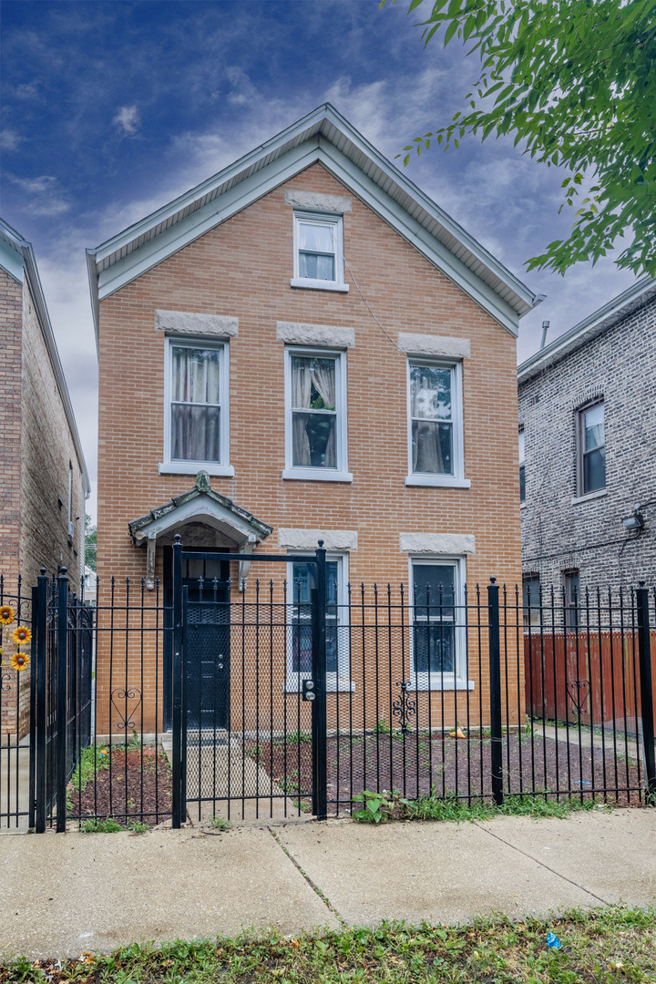 2655 S Drake Avenue Property Photo 1