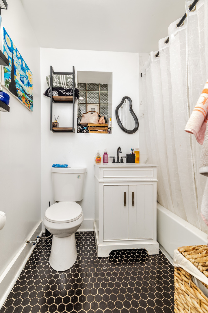 2655 S Drake Avenue Property Photo 13
