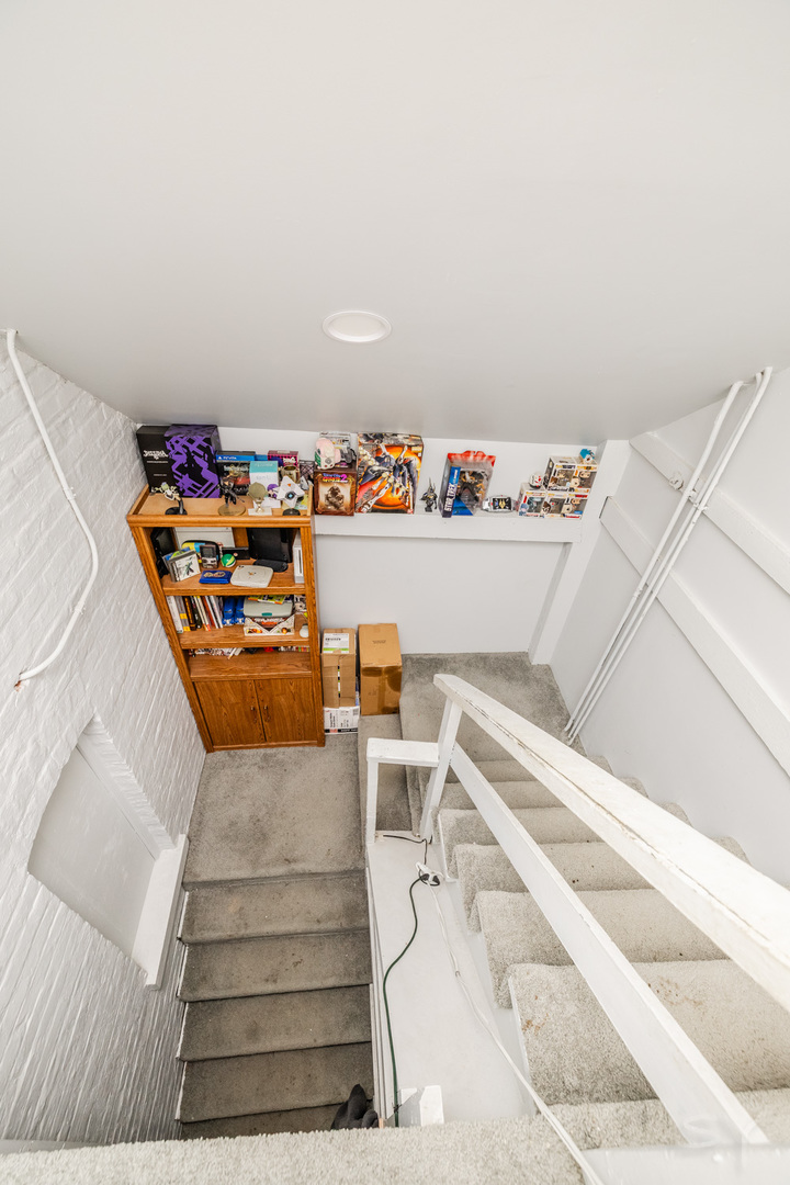 2655 S Drake Avenue Property Photo 32