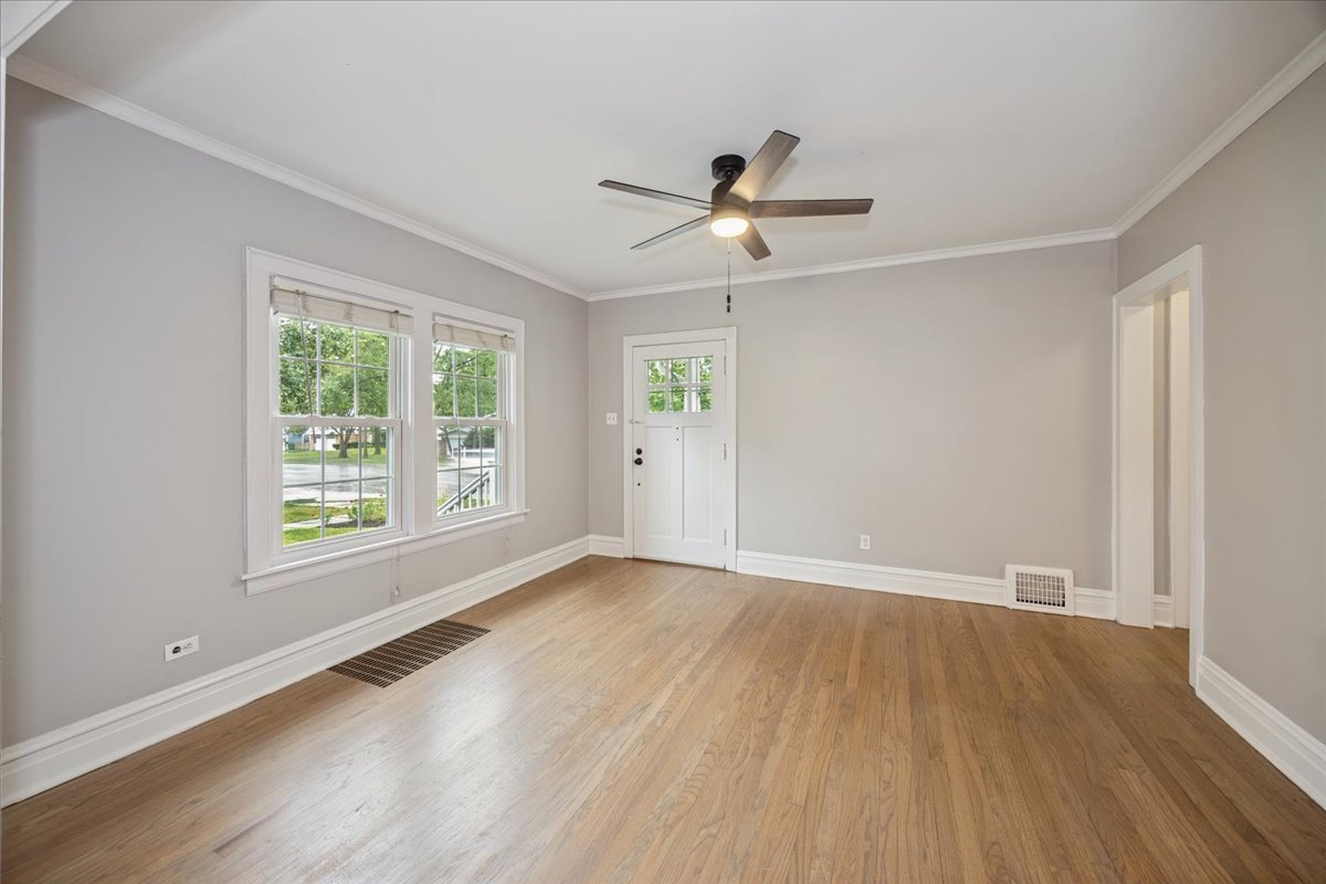 5436 Cumnor Road Property Photo 7