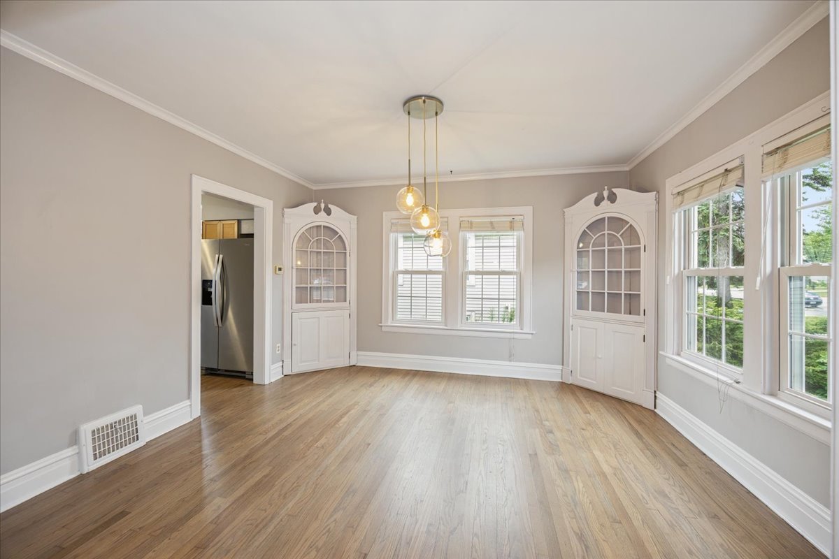 5436 Cumnor Road Property Photo 8