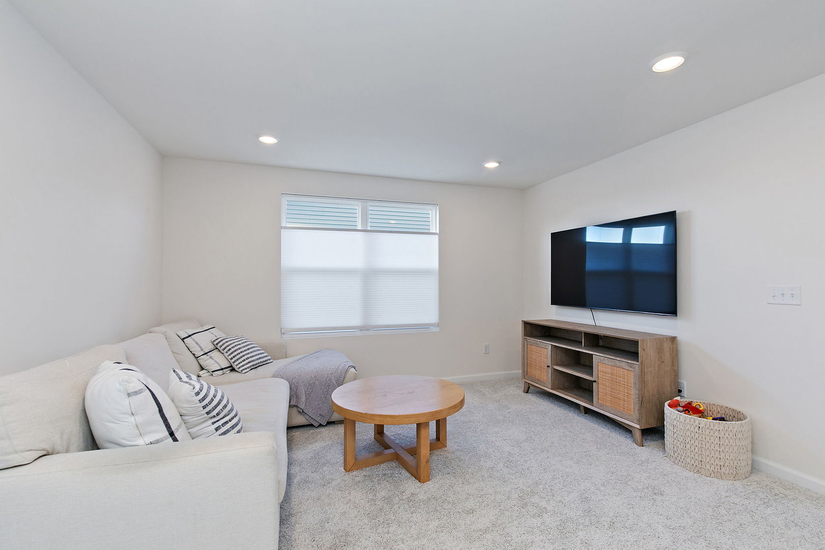 128 Furnas Drive Property Photo 23