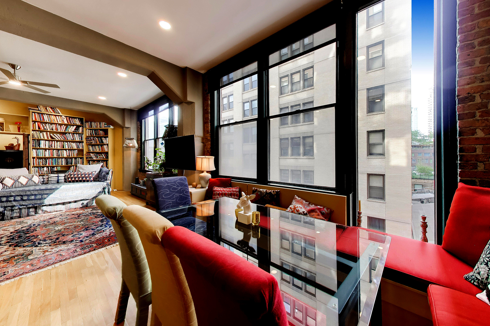 720 S Dearborn Street 504 Property Photo 8