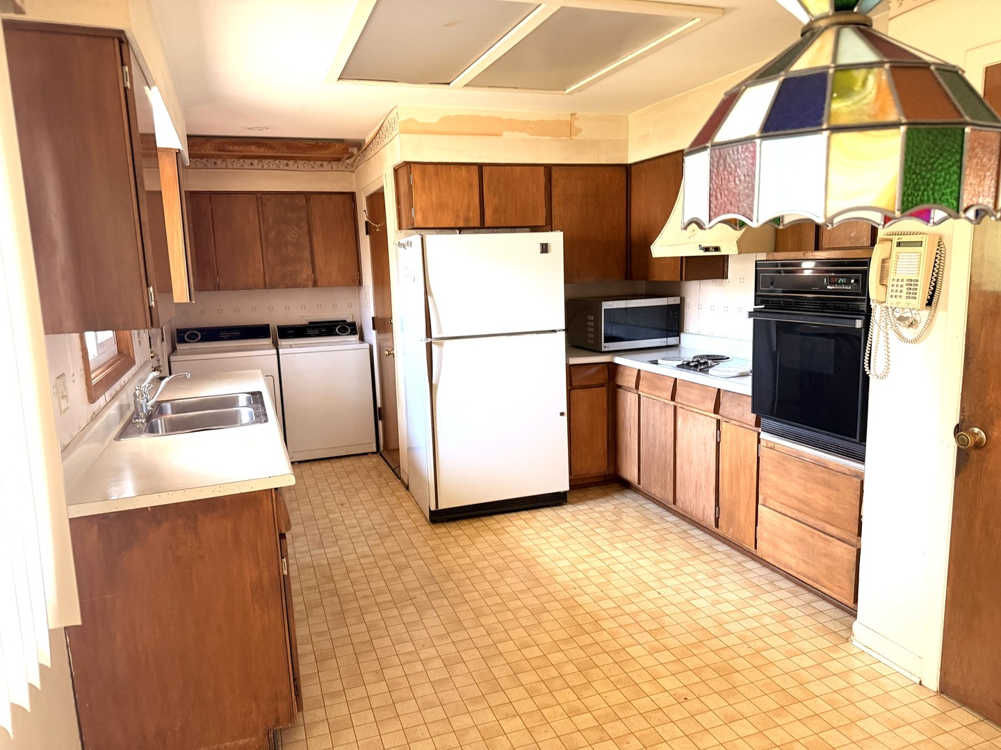 325 Spruce Lane Property Photo 9