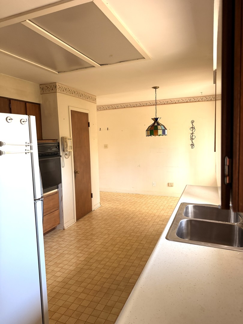 325 Spruce Lane Property Photo 11