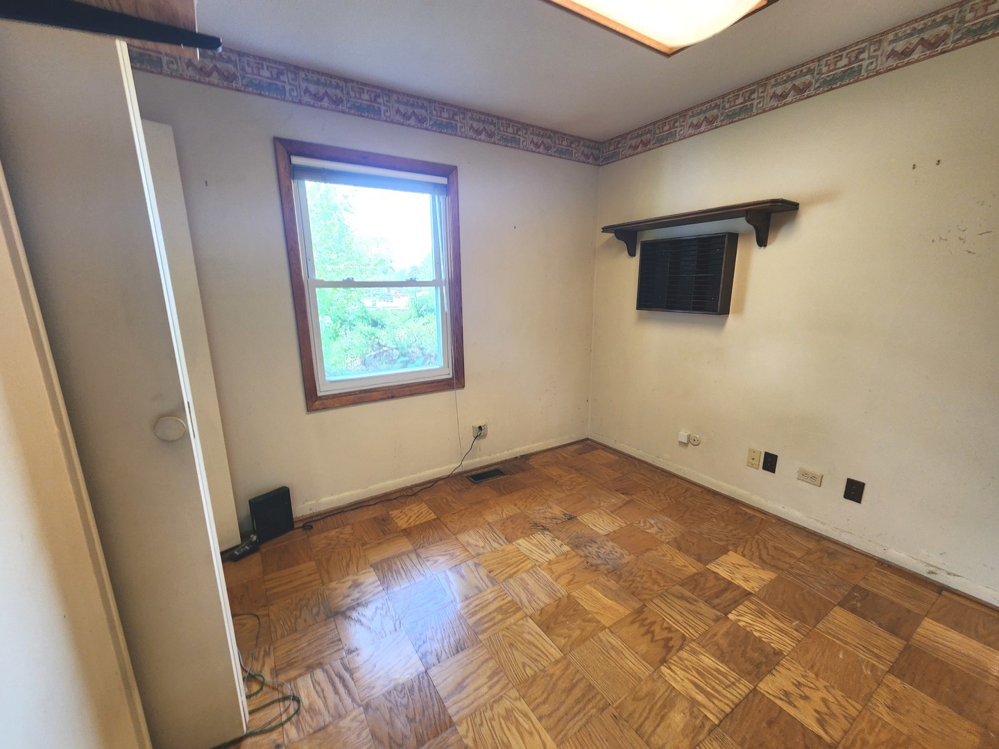 325 Spruce Lane Property Photo 12