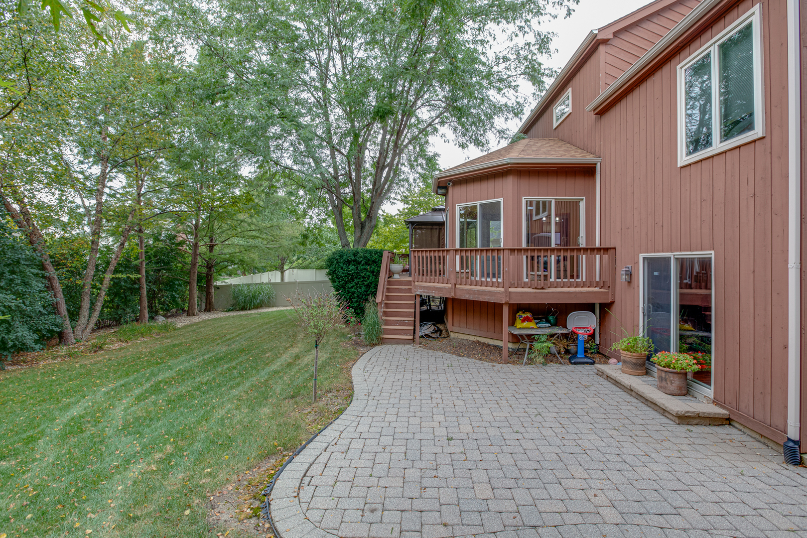 950 Dunham Drive Property Photo 20