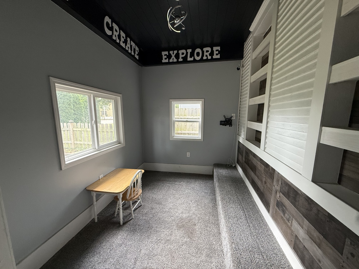 1015 6th Street Property Photo 5
