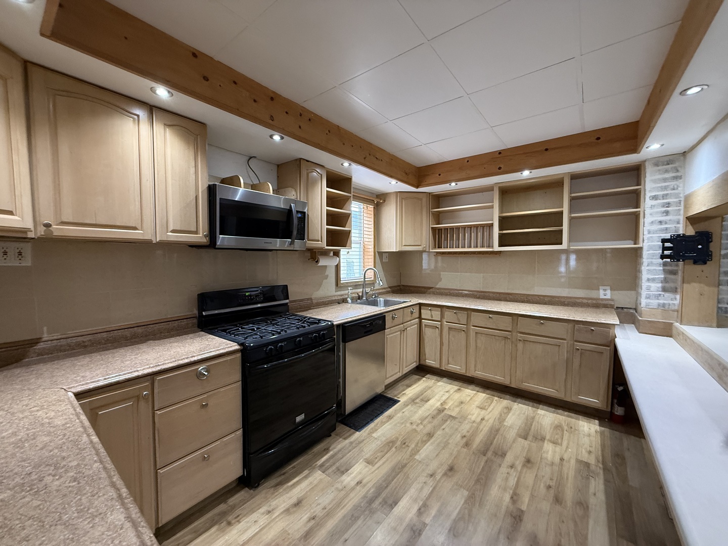 1015 6th Street Property Photo 12