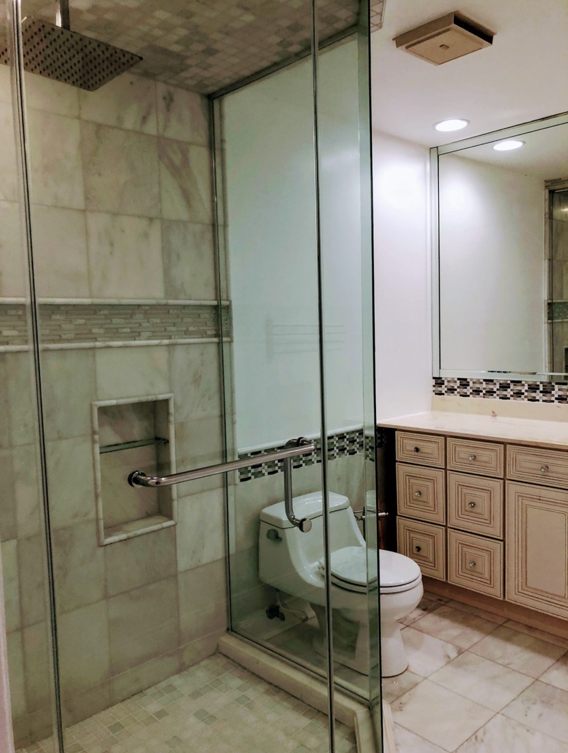 1108 Castilian Court 211 Property Photo 10