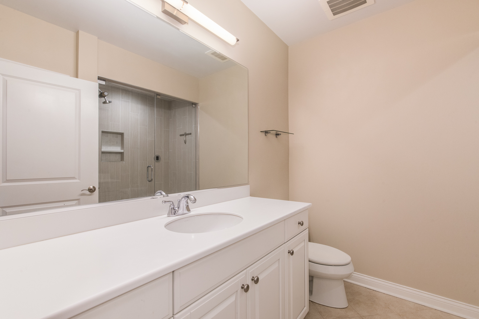 120 N Northwest Highway 405 Property Photo 12