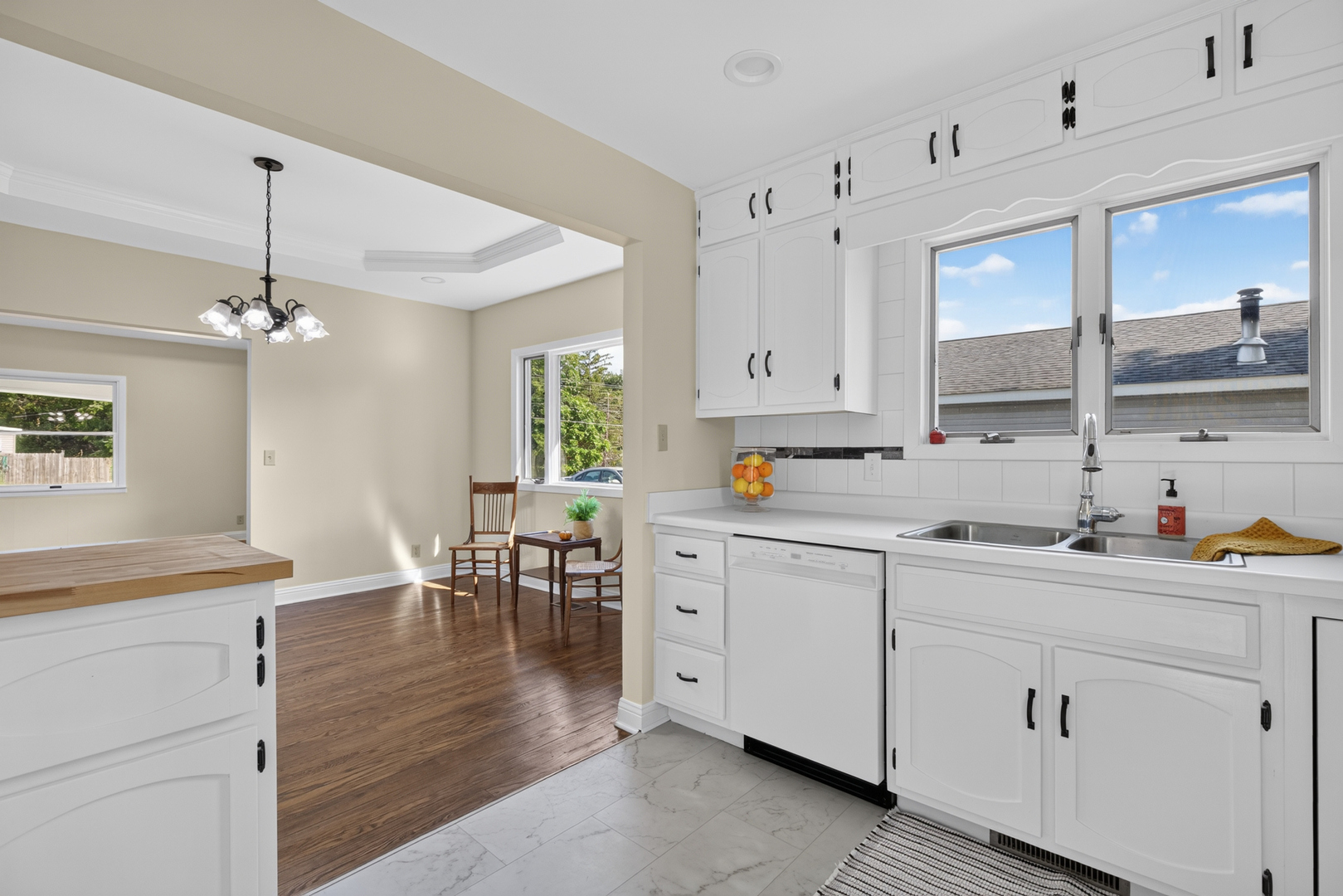 984 Pomeroy Street Property Photo 4