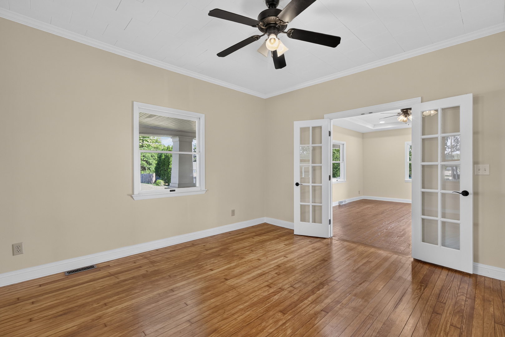 984 Pomeroy Street Property Photo 9