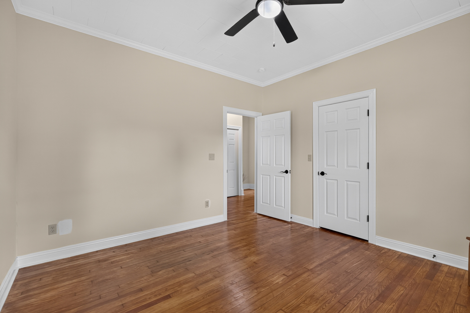 984 Pomeroy Street Property Photo 12