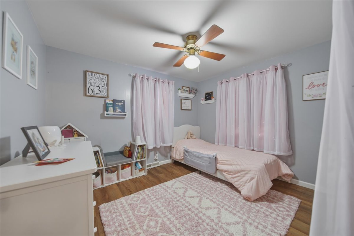 5564 S Greenland Drive Property Photo 12