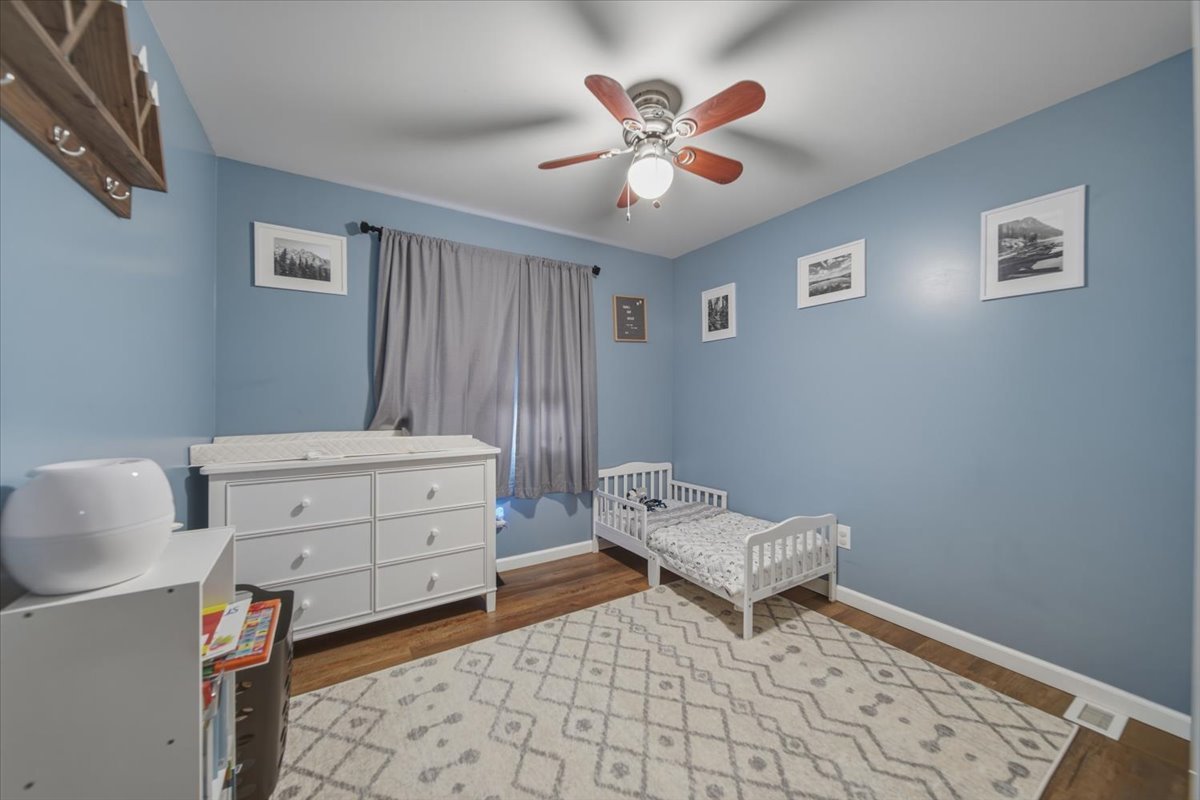 5564 S Greenland Drive Property Photo 13