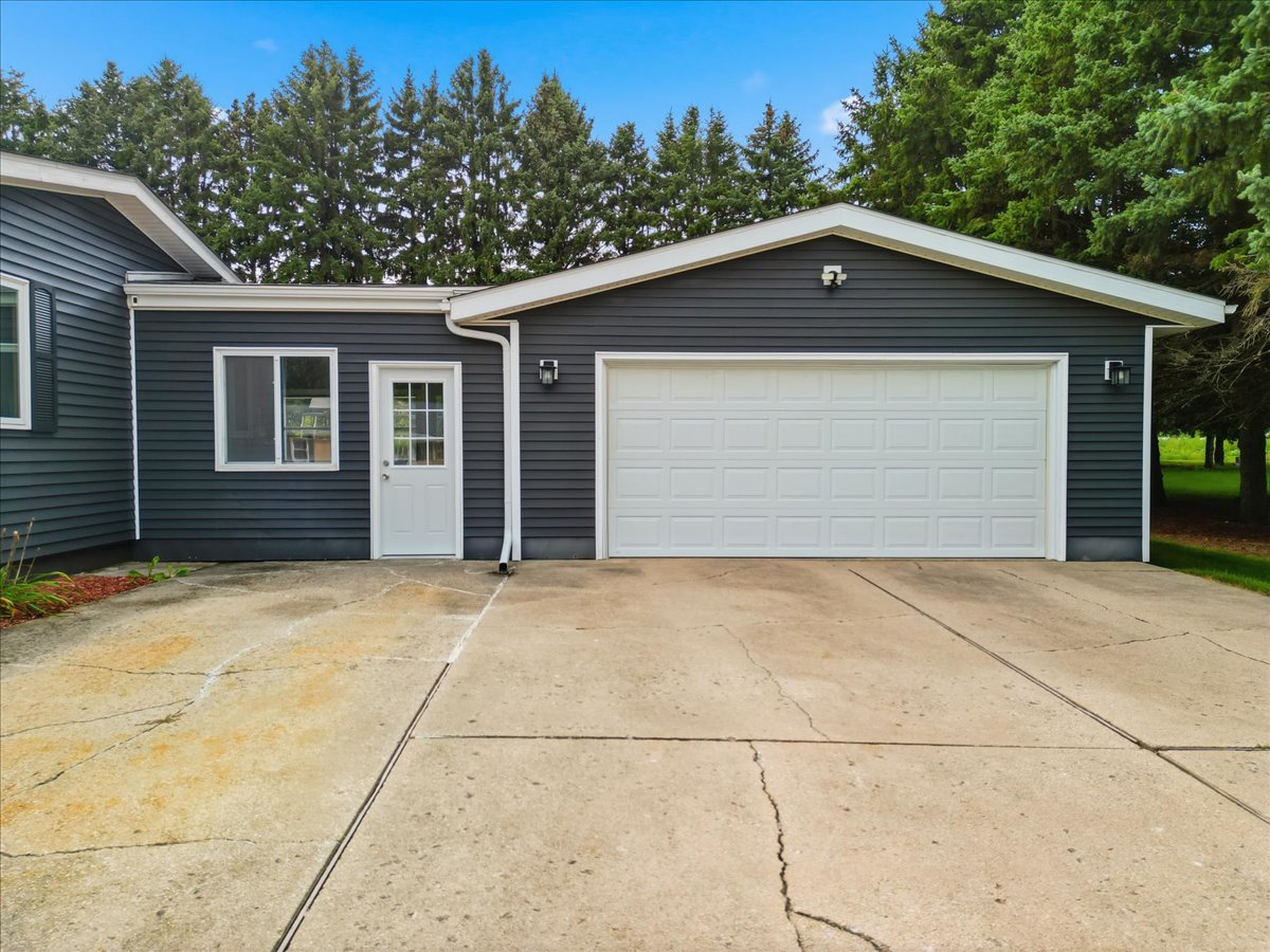 5564 S Greenland Drive Property Photo 18