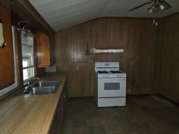 1029 S Mckinley Street Property Photo 17
