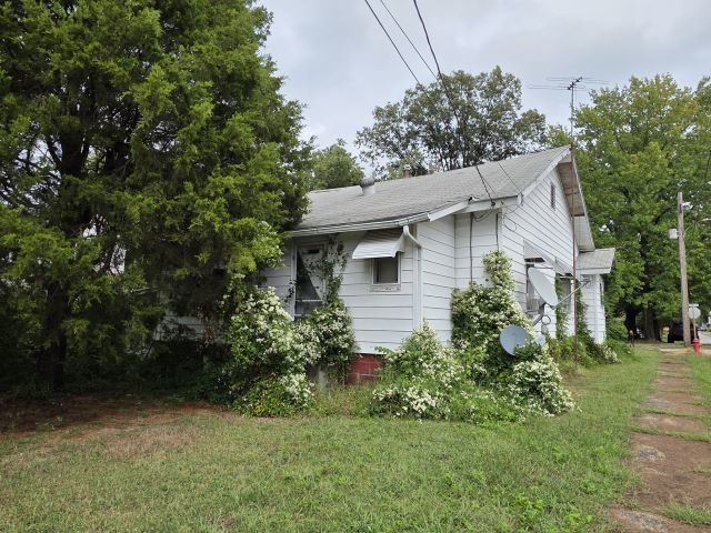 1029 S Mckinley Street Property Photo 27