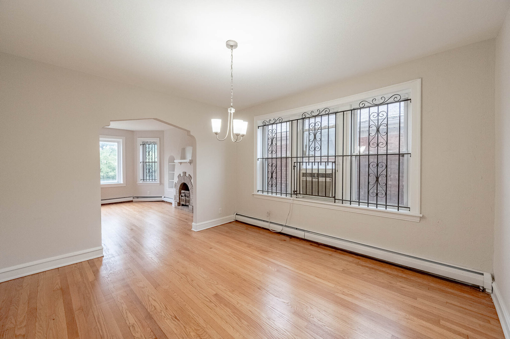 8344 S Lafayette Avenue Property Photo 3
