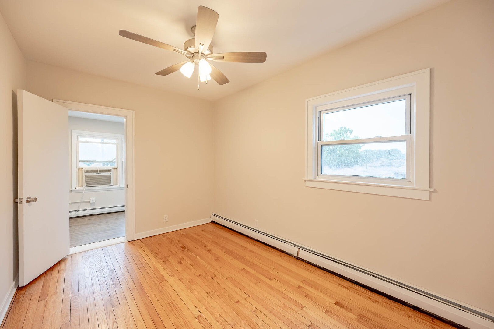 8344 S Lafayette Avenue Property Photo 12