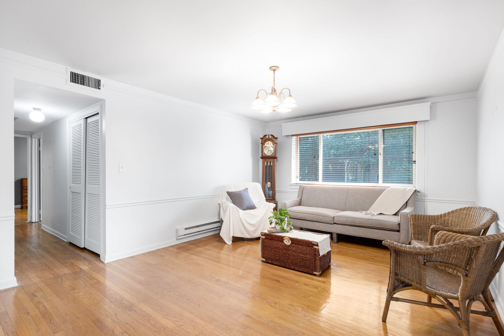 737 Ridge Avenue 2h Property Photo 3