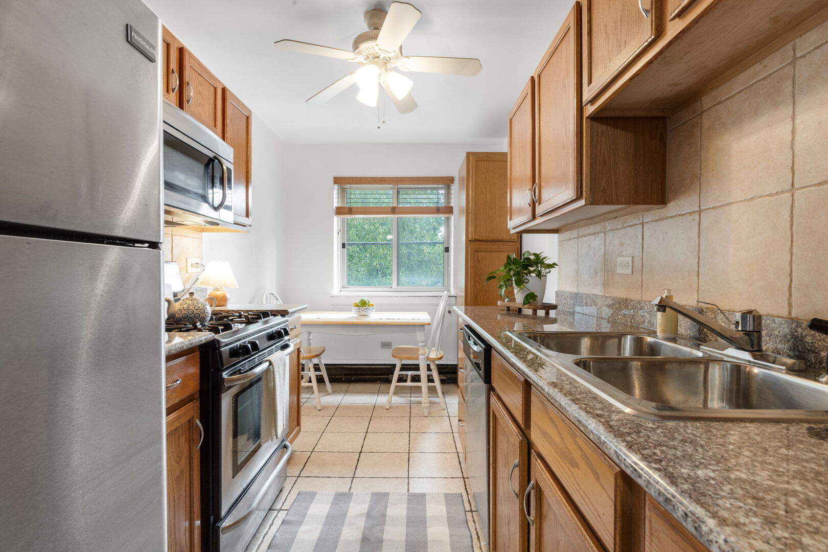 737 Ridge Avenue 2h Property Photo 8
