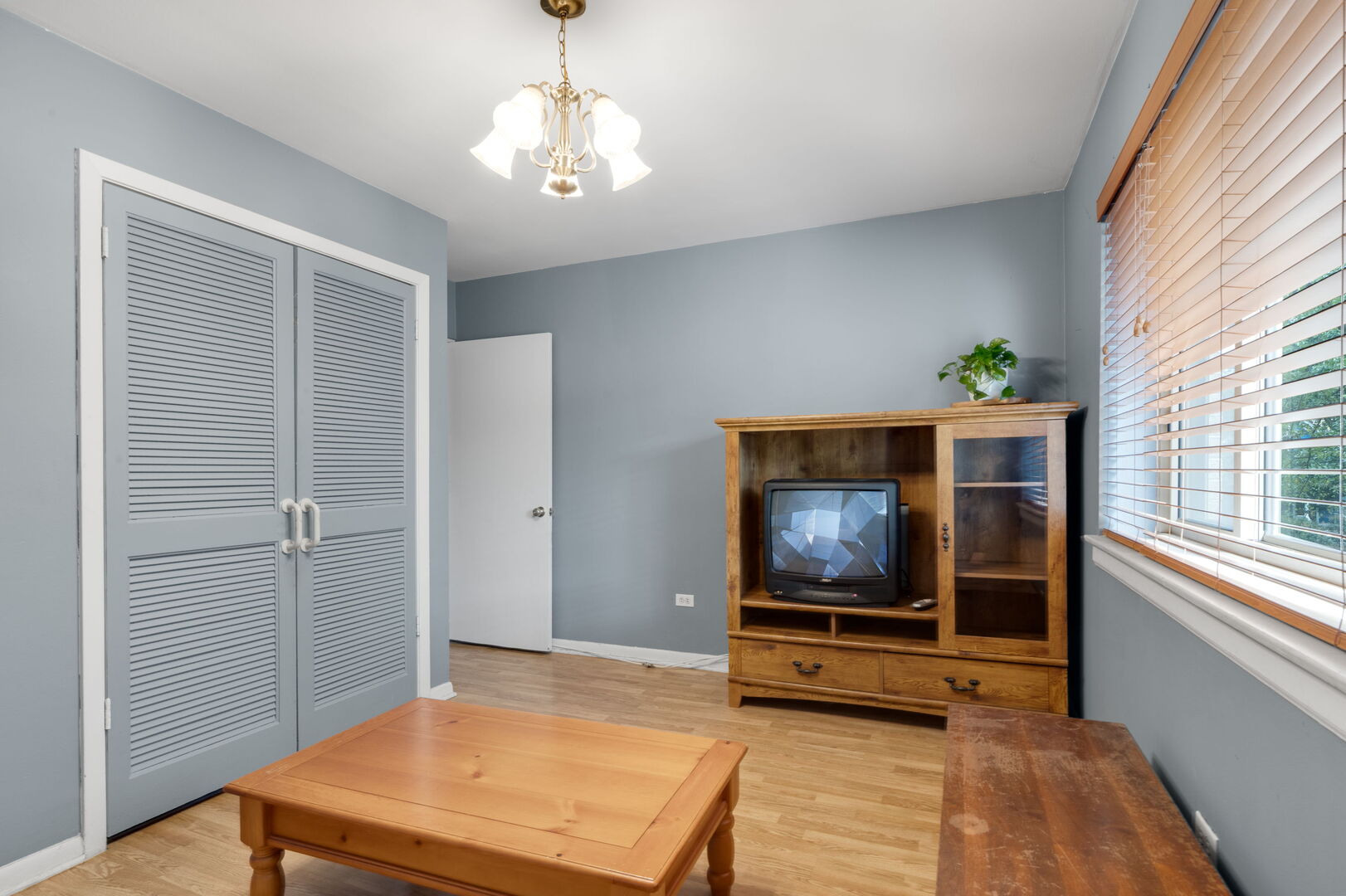 737 Ridge Avenue 2h Property Photo 13