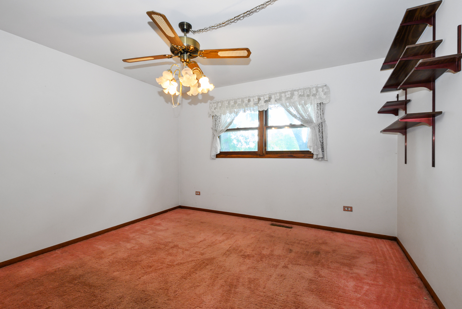 8540 Candlelight Drive Property Photo 23