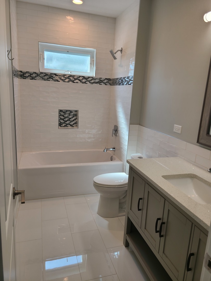 10057 S 86th Court Property Photo 14