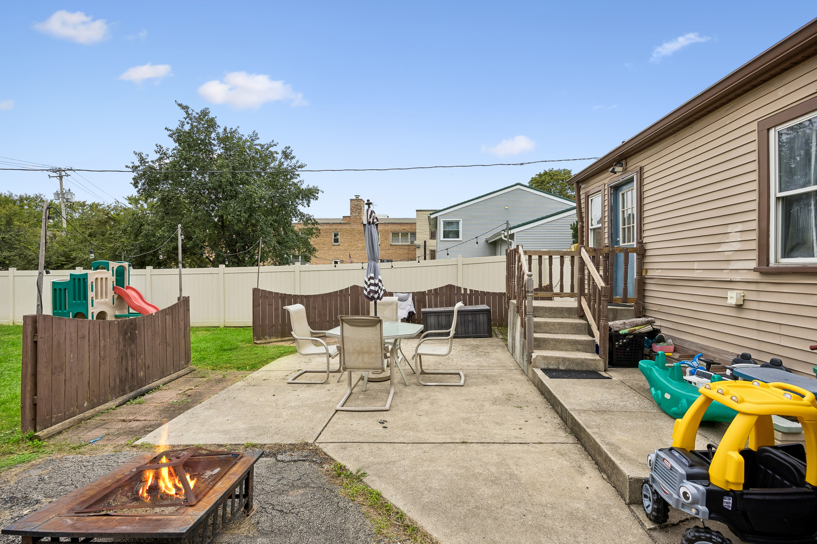 9824 S Campbell Avenue Property Photo 11