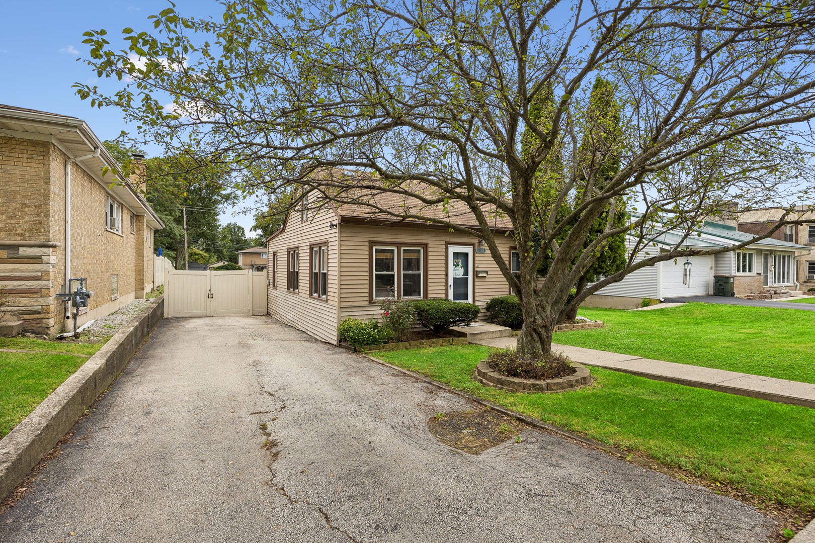 9824 S Campbell Avenue Property Photo 14