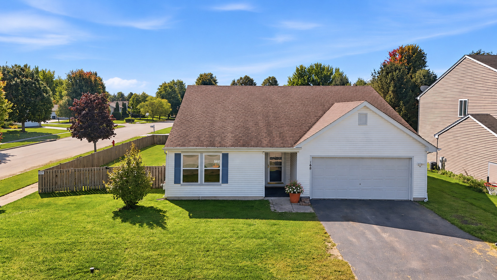 168 W Meadow Drive Property Photo 1